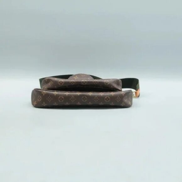 Louis Vuitton Multi Pochette Accessories W/P Monogram Shoulder Bags - Picture 4 of 12